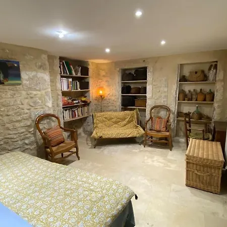 La Maison De Serge Apartment Vallabregues
